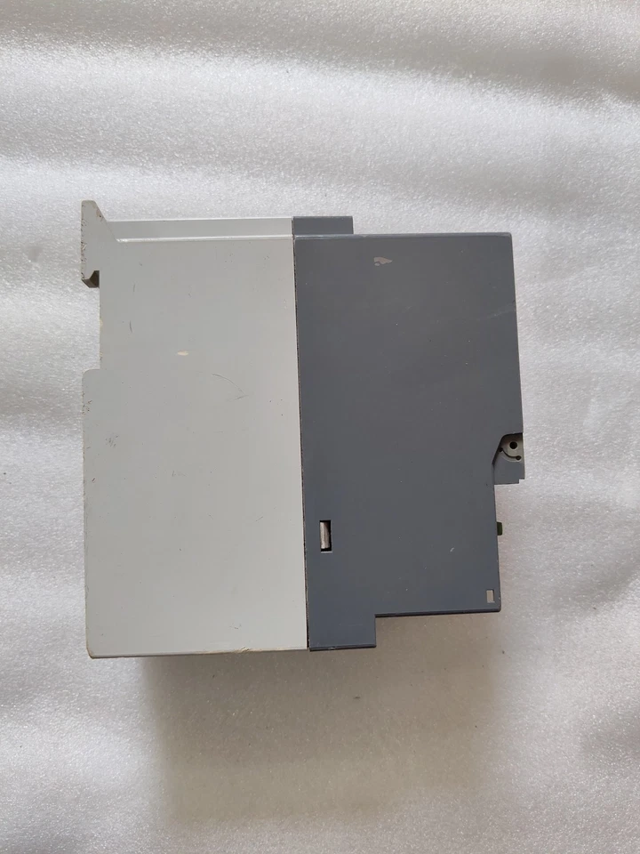 CROMPTON EMOTRON VSB48-004-20CNB VS AC DRIVE